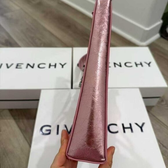 NWT Authentic Givenchy Pink Small Cut Out With Chain Bag - Picture 3 of 5